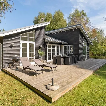 Amon - 670m From The Sea In Lolland- Falster And Mon By Interhome Holiday home