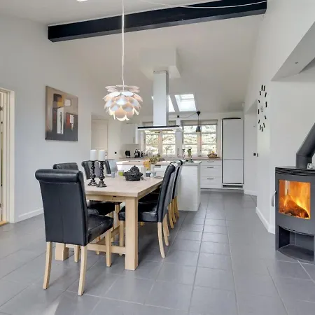 Holiday home Amon - 670m From The Sea In Lolland- Falster And Mon By Interhome